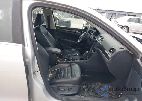 2015 Volkswagen Passat 2.0L Tdi Sel Premium from USA, damaged, VIN 1VWCV7A3XFC046262